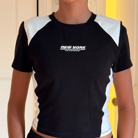 New York Black and White Raglan T-Shirt - Picture 1 of 2